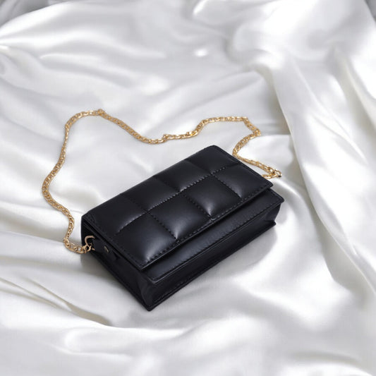 LuxeCross Black