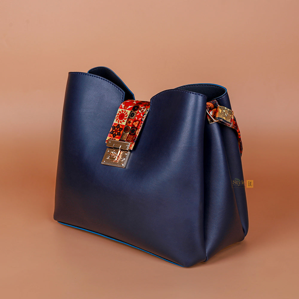 EASE BLUE BUCKET TOTE
