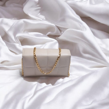LuxeCross White