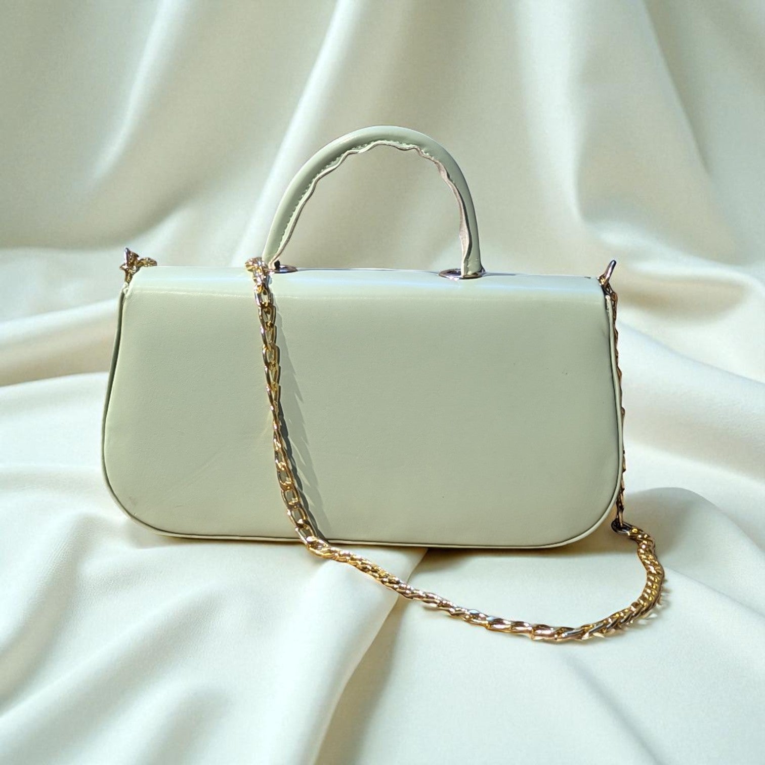 Aura Chain Green Crossbody Bag